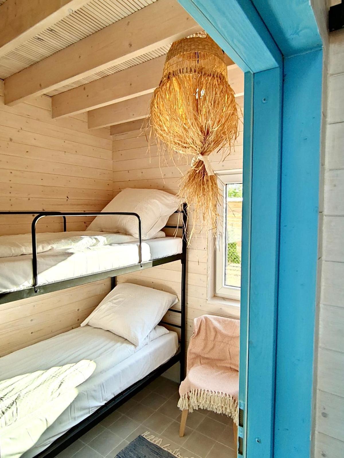 Lulu Holiday Resort Domki Z Podgrzewanym Basenem Мельно Экстерьер фото